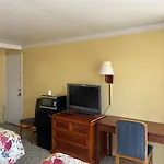 Downbeach Inn