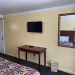 Downbeach Inn